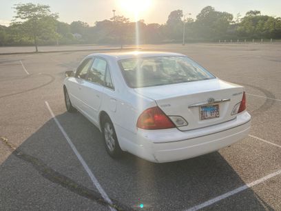 Used 2001 Toyota Avalon XL