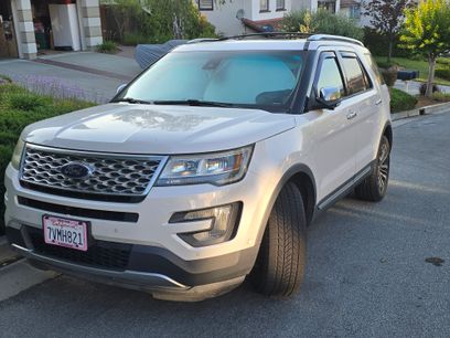 Used 2017 Ford Explorer Platinum