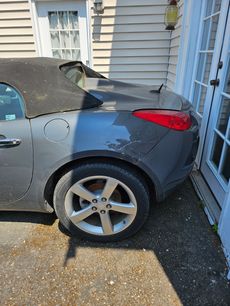 Used 2008 Pontiac Solstice Convertible w/ Preferred Package