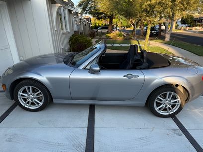 Used 2009 MAZDA MX-5 Miata Sport