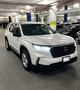 Used 2023 Honda Pilot LX