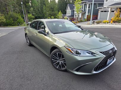 Used 2024 Lexus ES 350 w/ Premium Package