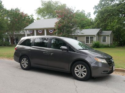 Used 2016 Honda Odyssey SE
