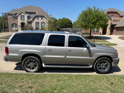 Used 2004 Cadillac Escalade ESV AWD