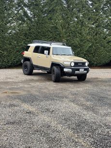 Used 2014 Toyota FJ Cruiser 4WD w/ Convenience Package