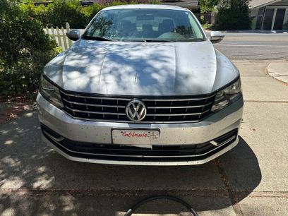 Used 2016 Volkswagen Passat 1.8T S