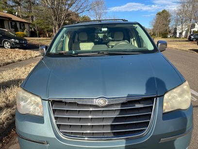 Used 2008 Chrysler Town & Country Limited w/ Entertainment Group #3