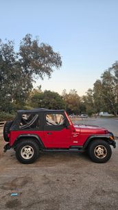 Used 2000 Jeep Wrangler Sport