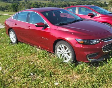Used 2017 Chevrolet Malibu LT