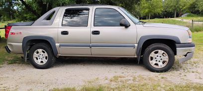 Used 2003 Chevrolet Avalanche 2WD