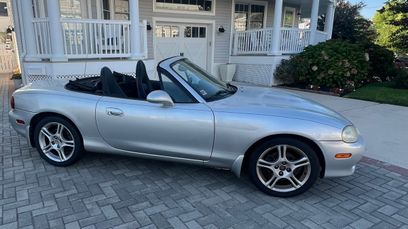 Used 2005 MAZDA MX-5 Miata LS