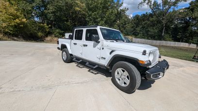 Used 2023 Jeep Gladiator Sport
