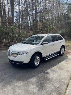 Used 2012 Lincoln MKX FWD