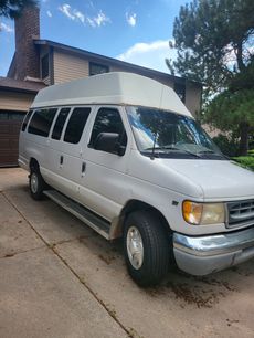 Used 2001 Ford E-350 and Econoline 350 Club Wagon