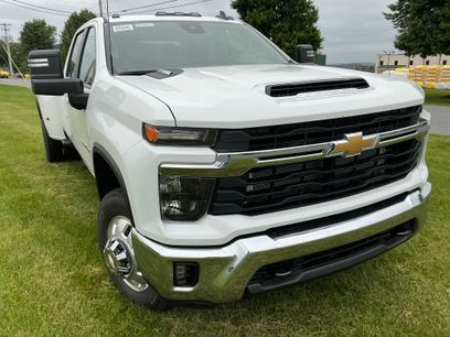 Used 2025 Chevrolet Silverado 3500 LT w/ Convenience Package