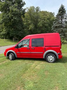 Used 2011 Ford Transit Connect XLT
