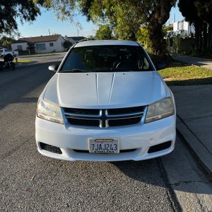 Used 2013 Dodge Avenger SE