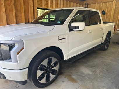Used 2022 Ford F150 Lightning 4x4 SuperCrew