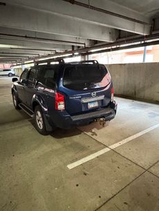 Used 2011 Nissan Pathfinder SV