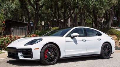 Used 2025 Porsche Panamera GTS