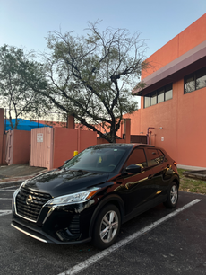 Used 2021 Nissan Kicks S