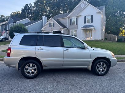 Used 2004 Toyota Highlander 2WD V6