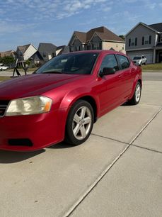 Used 2013 Dodge Avenger SE