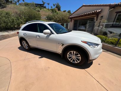 Used 2014 INFINITI QX70 3.7 w/ Premium Package