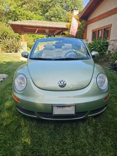 Used 2009 Volkswagen Beetle S