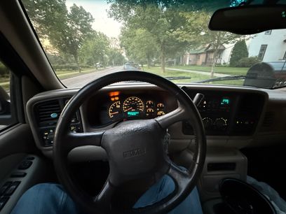 Used 2002 GMC Yukon XL SLT