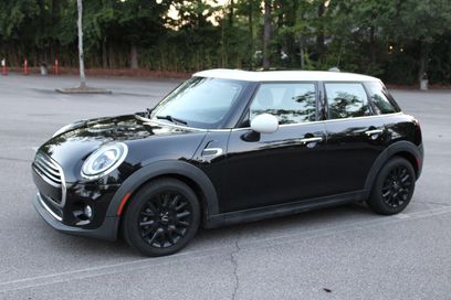 Used 2019 MINI Cooper 4-Door Hardtop w/ Premium Package