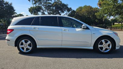 Used 2012 Mercedes-Benz R 350 4MATIC