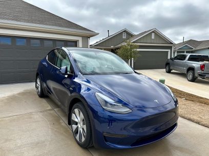 Pre-Owned 2023 Tesla Model Y Long Range Sport Utility in Houston #PA121275