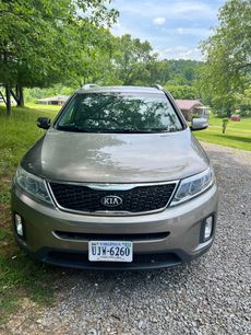 Used 2014 Kia Sorento LX