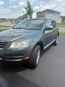 Used 2006 Volkswagen Touareg V8