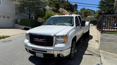 Used 2008 GMC Sierra 3500 SLE w/ EZ-Lift Tailgate Package