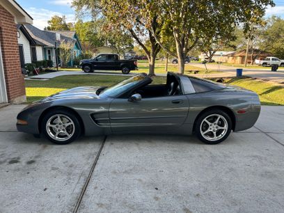 Used 2004 Chevrolet Corvette Coupe w/ Roof Package