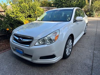 Used 2011 Subaru Legacy 2.5i Limited