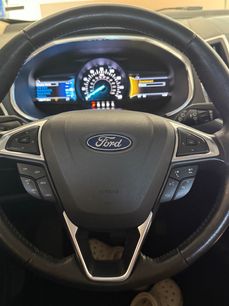 Used 2019 Ford Edge Titanium