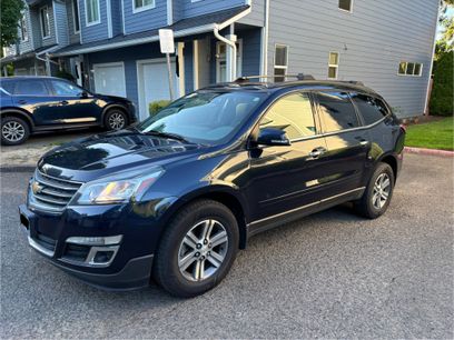 Used 2017 Chevrolet Traverse LT