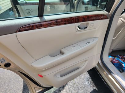 Used 2006 Cadillac DTS w/ Trunk Convenience Package