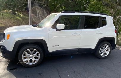Used 2016 Jeep Renegade Latitude w/ Popular Equipment Group
