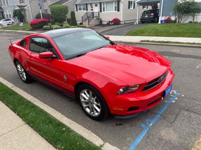 Used 2011 Ford Mustang Premium w/ Electronics Pkg