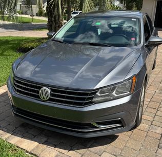 Used 2016 Volkswagen Passat 1.8T SE