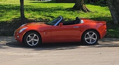 Used 2008 Pontiac Solstice Convertible w/ Preferred Package