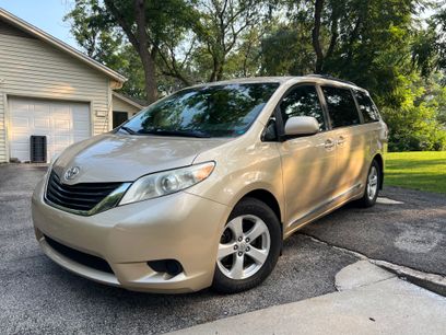 Used 2011 Toyota Sienna LE
