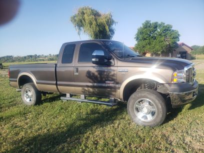 Used 2005 Ford F350 Lariat