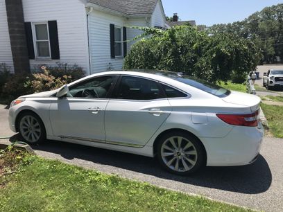Used 2014 Hyundai Azera Limited w/ Option Group 02