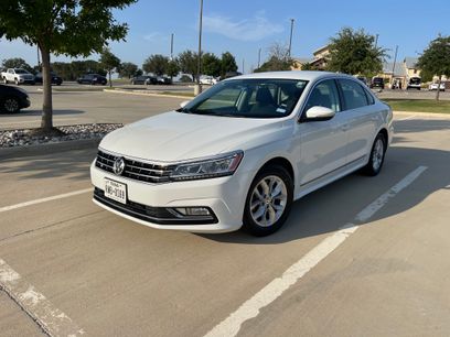 Used 2016 Volkswagen Passat 1.8T S w/ Lighting Package (P06)