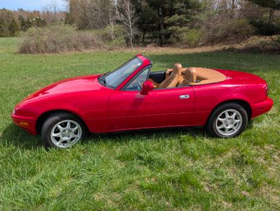 Used 1997 MAZDA MX-5 Miata